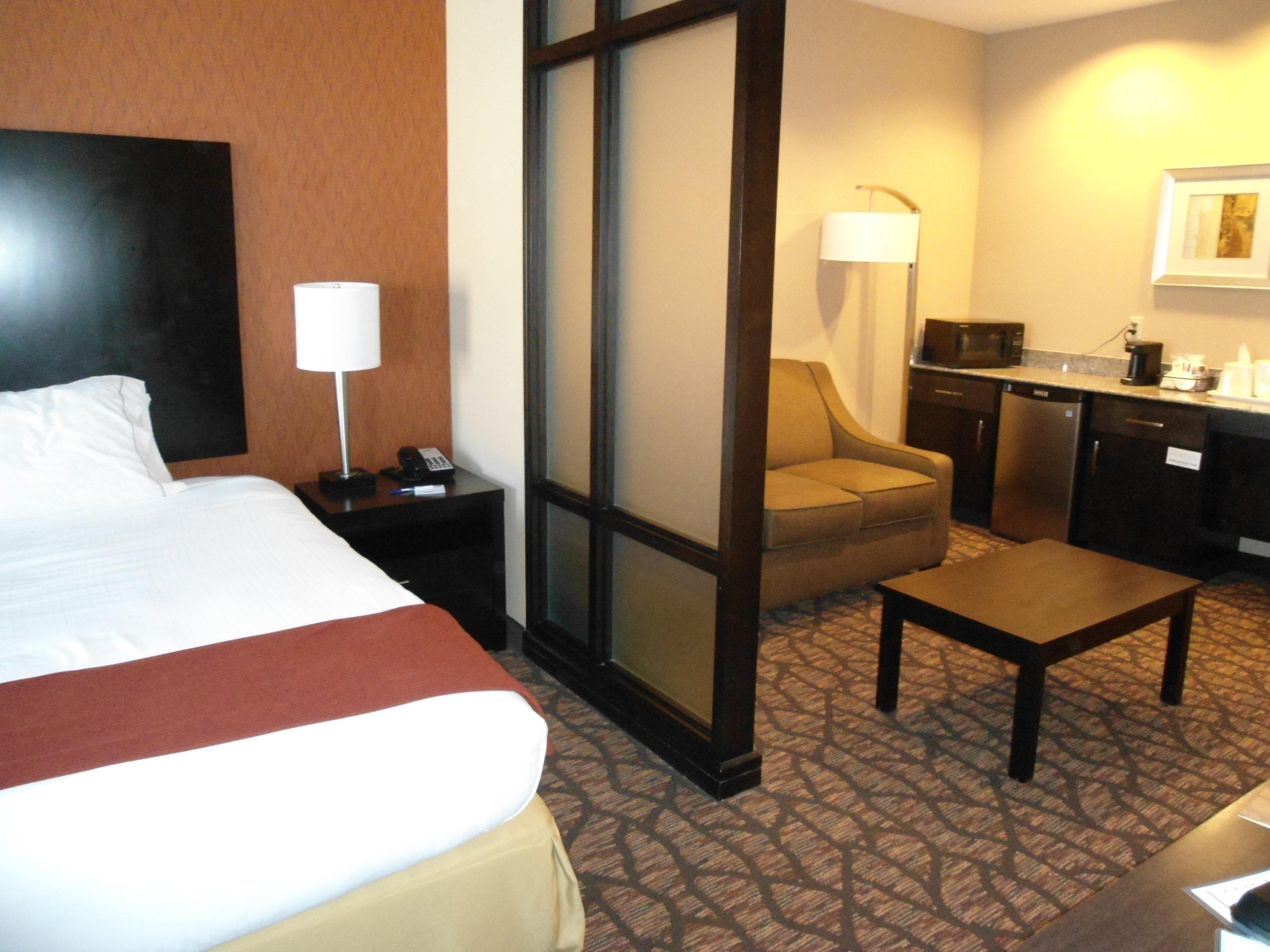 Holiday Inn Express And Suites Alpine By Ihg Kültér fotó