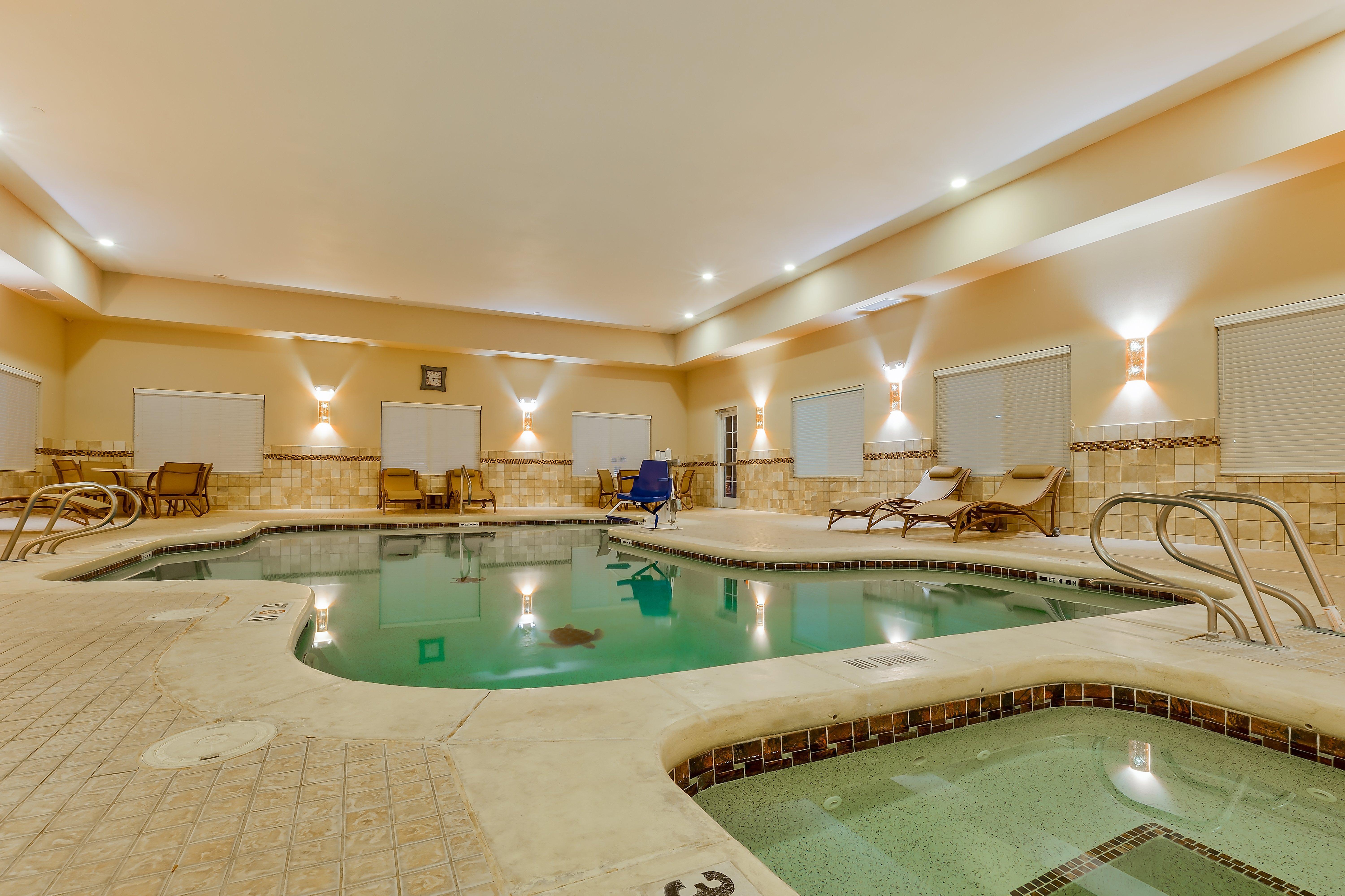 Holiday Inn Express And Suites Alpine By Ihg Kültér fotó