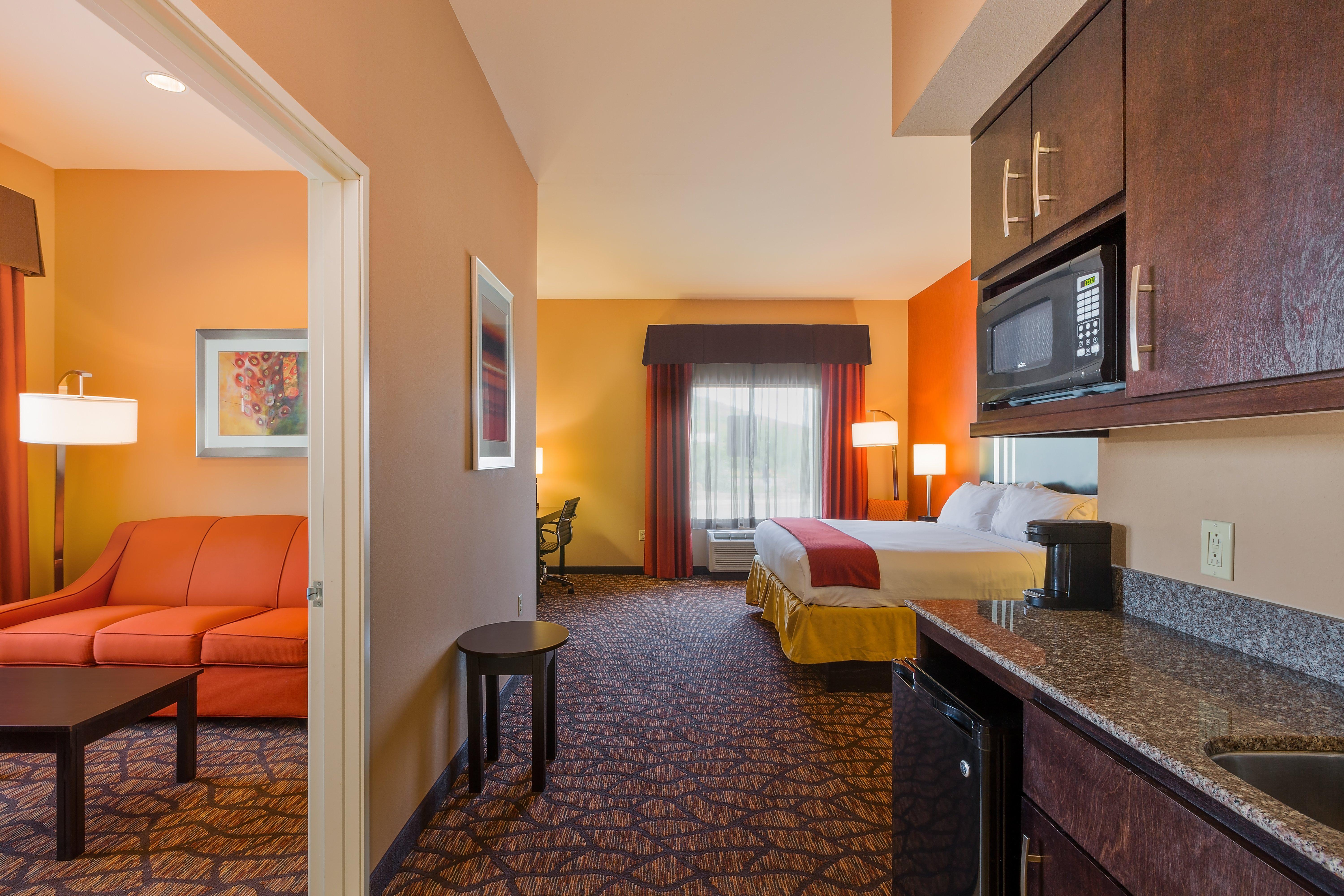 Holiday Inn Express And Suites Alpine By Ihg Kültér fotó