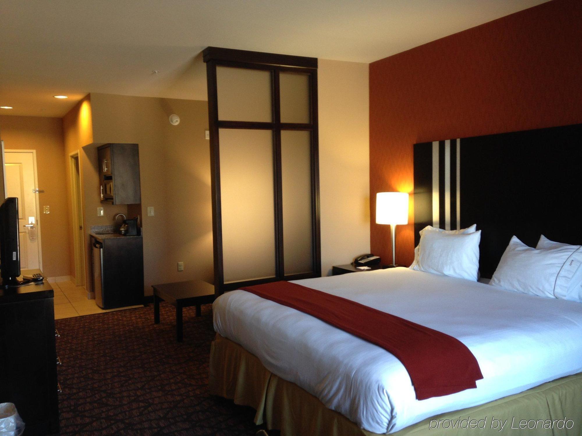 Holiday Inn Express And Suites Alpine By Ihg Kültér fotó